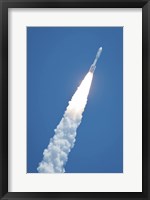 An Atlast V Rocket Carrying the Juno Spacecraft During a Midday Launch Fine Art Print