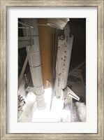 Space shuttle Discovery lifts off from Launch Pad 39A Fine Art Print