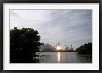 Space Shuttle Endeavour lifts Off from Kennedy Space Center Fine Art Print