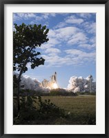 Space Shuttle Atlantis lifts off from its Launch Pad at Kennedy Space Center, Florida Fine Art Print