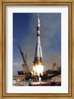 The Soyuz TMA-13 Spacecraft Launches from the Baikonur Cosmodrome in Kazakhstan Fine Art Print