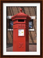 GR Post Box, Gloucester, Gloucestershire, England Fine Art Print