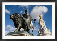 Statue Detail of Queen Victoria Memorial, Buckingham Palace, London, England Fine Art Print