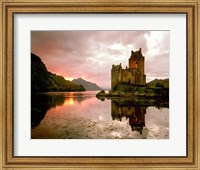 Eilean Donan, Scotland Fine Art Print