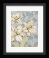 Trois Fleurs I Framed Print