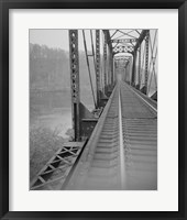 VIEW NORTHEAST SHOWING CONNECTION OF VERTICALS AND BOTTOM CHORD, WEST SPAN. - Joshua Falls Bridge, Spanning James River at CSX R Fine Art Print