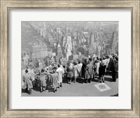 1940s Tourists Standing On Top Of A Building Fine Art Print