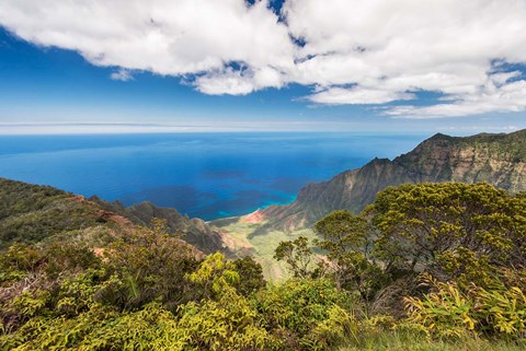 Framed Landscape View From Kalalau Lookout, Hawaii Print