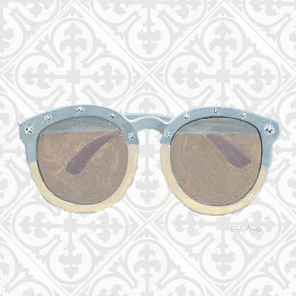 Framed Must Have Fashion I Gray White Print