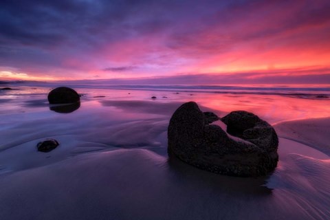 Framed Moeraki Print