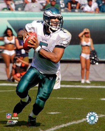 Framed Donovan McNabb - '06 / '07 Action Print