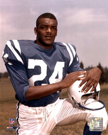 Framed Lenny Moore - Pose Print