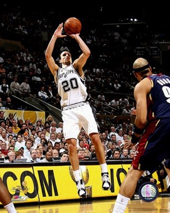 Rare video of Manu Ginobili in a dunk contest surfaces