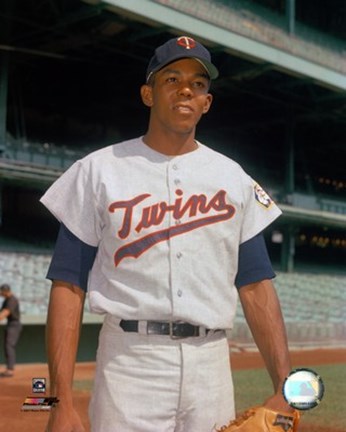 Framed Tony Oliva pose Print