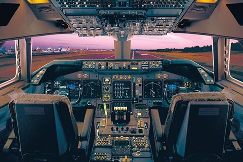 Framed Boeing 747-400 Flight Deck Print