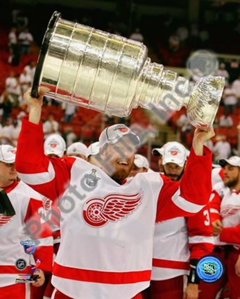 Framed Johan Franzen with the Stanley Cup, Game 6 of the 2008 NHL Stanley Cup Finals; #31 Print