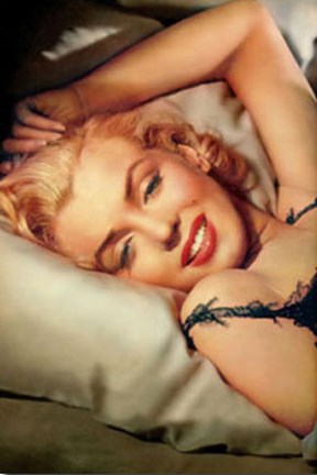 Framed Marilyn Monroe - Pillow Print