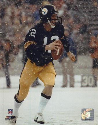 Framed Terry Bradshaw Action / In snow Print