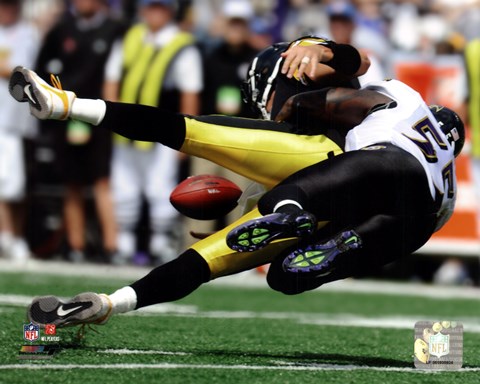 Framed Terrell Suggs 2011 Action Print