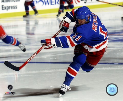 Framed Mark Messier Action Print