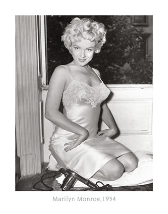 Framed Marilyn Monroe, 1954 Print