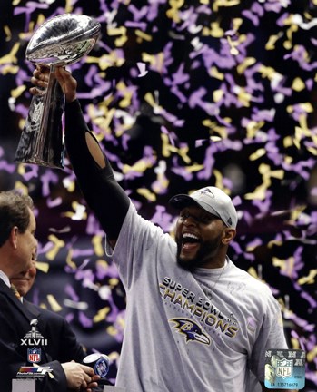 Framed Ray Lewis with the Vince Lombardi Trophy after winning Super Bowl XLVII Print