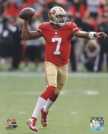 Framed Colin Kaepernick throwing the ball 2013 Print
