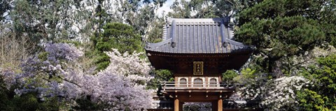 Framed Low angle view of entrance of a park, Japanese Tea Garden, Golden Gate Park, San Francisco, California, USA Print