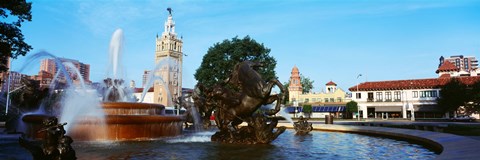 Framed Fountain at Country Club Plaza, Kansas City, Missouri Print