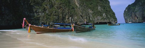 Framed Longtail boats moored on the beach, Ton Sai Beach, Ko Phi Phi Don, Phi Phi Islands, Thailand Print
