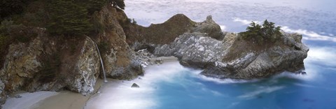 Framed Rocks on the beach, Julia Pfeiffer Burns State Park, Big Sur, California Print