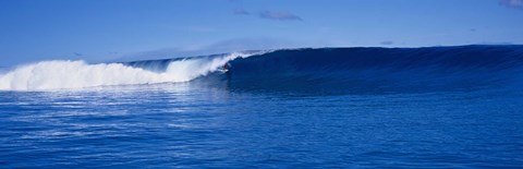 Framed Waves splashing in the sea Print