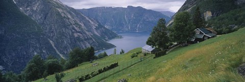 Framed High angle view of a river surrounded by mountains, Kjeasen, Eidfjord, Hordaland, Norway Print