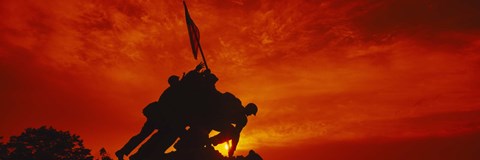 Framed Silhouette of statues at a war memorial, Iwo Jima Memorial, Arlington National Cemetery, Virginia, USA Print