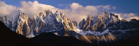 Framed Snowcapped mountain peaks, Dolomites, Italy Print