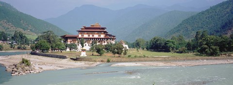 Framed Punakha Dzong, Punakha, Bhutan Print