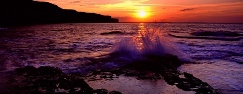 Framed Wave Breaking On Rocks, Bempton, Yorkshire, England, United Kingdom Print