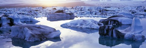 Framed Icebergs on Jokulsarlon lagoon, Vatnajokull Glacier, Iceland. Print
