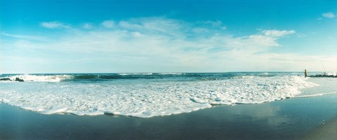 Framed View of the Atlantic Ocean at Fort Tilden beach, Queens, New York City, New York State, USA Print