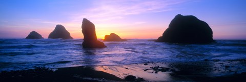 Framed Rock formations in the Pacific Ocean, Oregon Coast, Oregon, USA Print