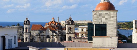 Framed Traditional buildings of Havana, Cuba Print