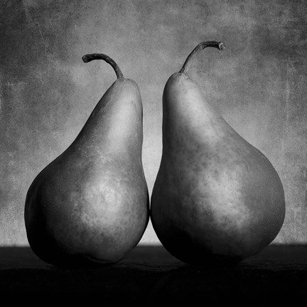 Framed Peras enamoradas Print