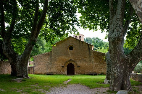 Framed Facade of an old church, Vaugines, Vaucluse, Provence-Alpes-Cote d&#39;Azur, France Print