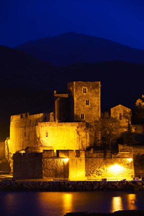 Framed Castle at the waterfront, Chateau Royal, Collioure, Vermillion Coast, Pyrennes-Orientales, Languedoc-Roussillon, France Print