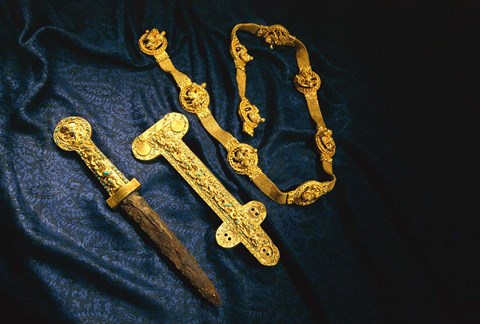 Framed Dagger, Sheath and Belt of Warrior, Gold Artifacts From Tillya Tepe Find, Six Tombs of Bactrian Nomads Print