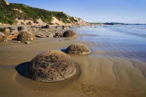 Framed Moeraki Boulders Scenic Reserve, South Island, New Zealand Print