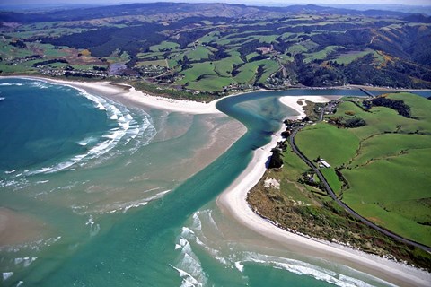 Framed Taieri Mouth, South of Dunedin, New Zealand Print
