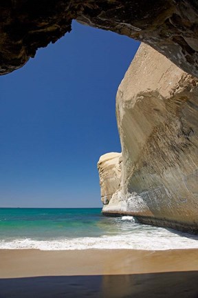 Framed Sea cave, beach and cliffs, Tunnel Beach, Dunedin, South Island, New Zealand Print