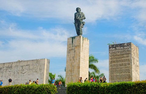 Framed Statue and gravesite of Che Guevara, Santa Clara, Cuba Print