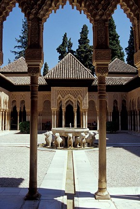 Framed Patio de los Leones in the Alhambra, Granada, Spain Print